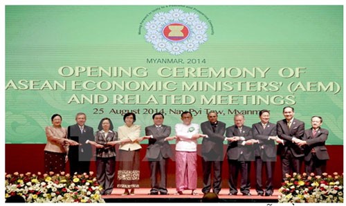 ASEAN Economic Ministers Meeting to finalize formation of AEC   - ảnh 1